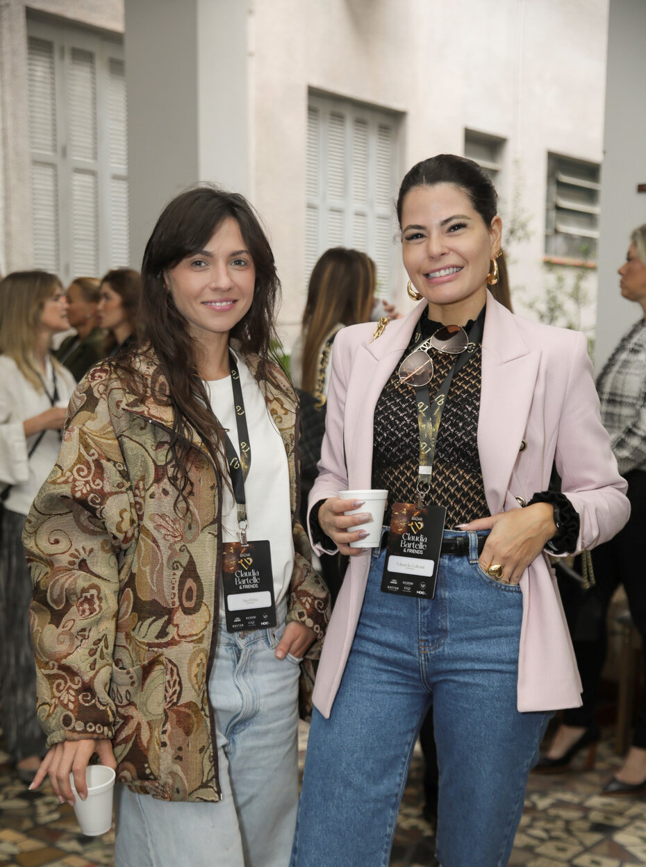 Ana Briza e Eduarda Galvani no evento solidário (Foto: Vinni Dalla Rosa/Divulgação)