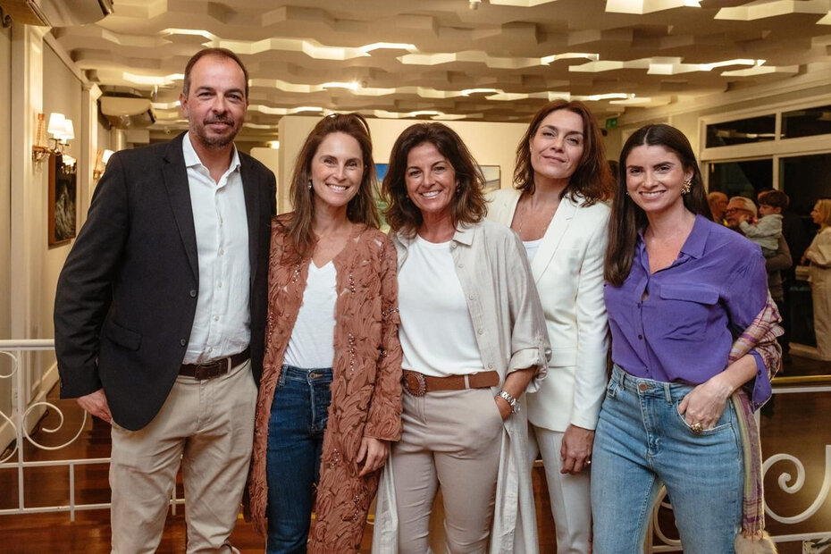 Paulo Corazza, Juliana Nassif Pereira Lima, Roberta Borges, Paula Bohrer e Ana Espíndola (Foto: Vinícius Vogel/ /Divulgação)