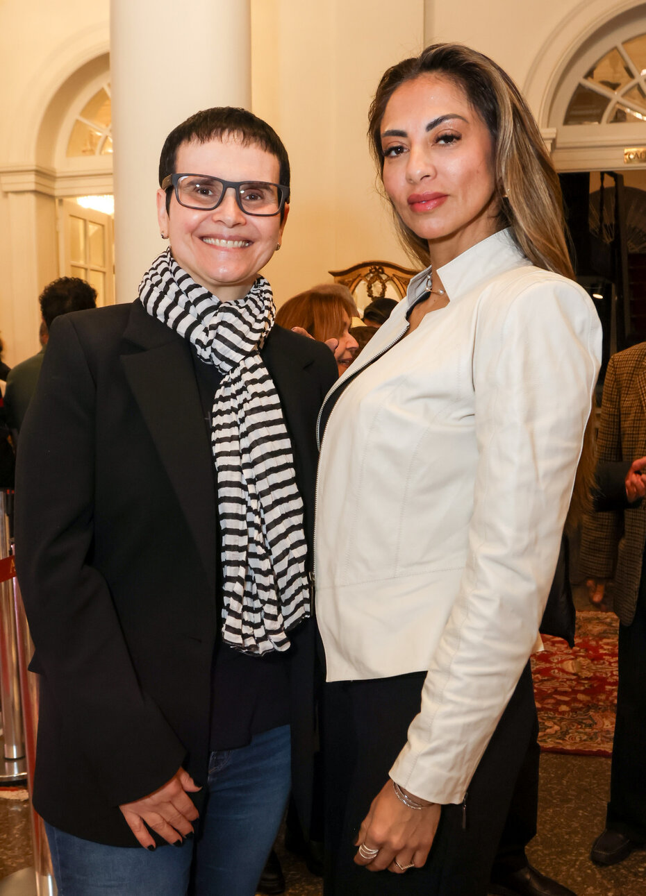 Creuza Barreto e Cristiane Silva acompanharam as apresentações no Theatro São Pedro (Foto: Divulgação)