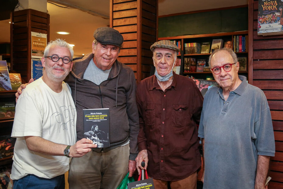 Márcio Pinheiro, Tárik de Souza, Roberto Muggiati e Sérgio Augusto (Foto: André Feltes/Divulgação)