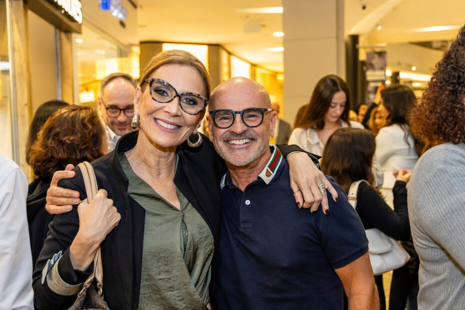 Madeleine Muller e Ivan Mattos no movimentado coquetel  (Foto: Renan Costantin/Divulgação)