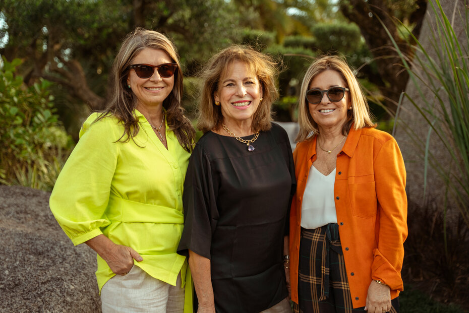 Liane Rump, Myrian Cirne Lima e Cristina Rinaldi conheceram o novo espaço (Foto: Matheus Borges/Divulgação)