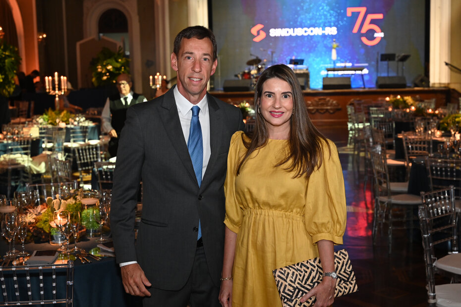 Luisa e Claudio Teitelbaum receberam na Associação Leopoldina Juvenil (Foto: Carol Negreiro/Divulgação)