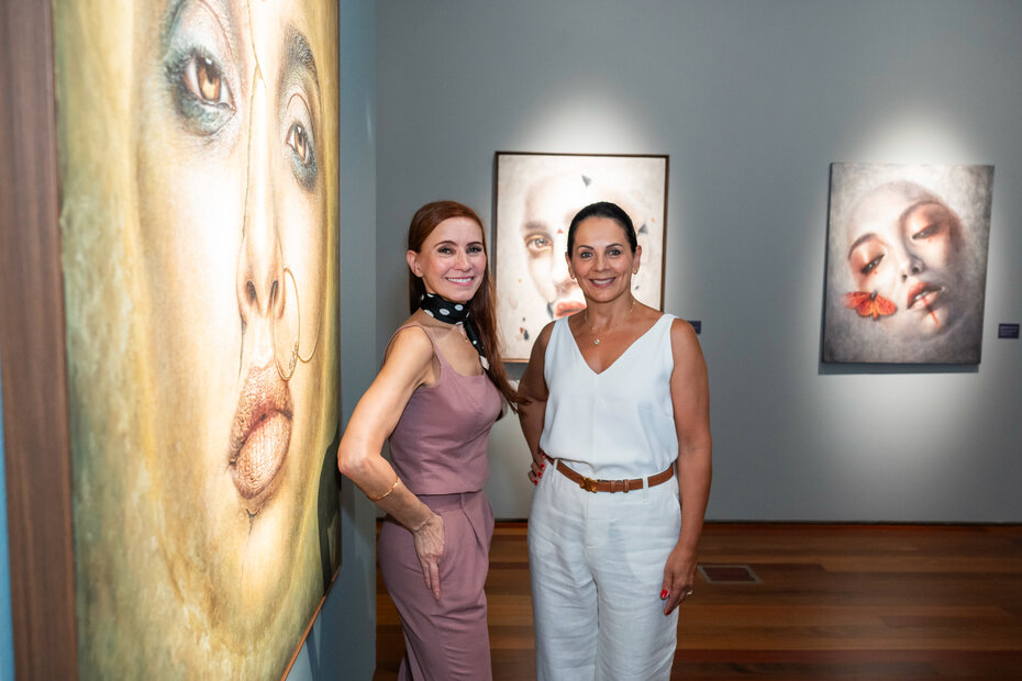 Sílvia Brum e Sandra Echeverria no Museu de Arte do Paço (Foto: Andréa Graiz/Divulgação)