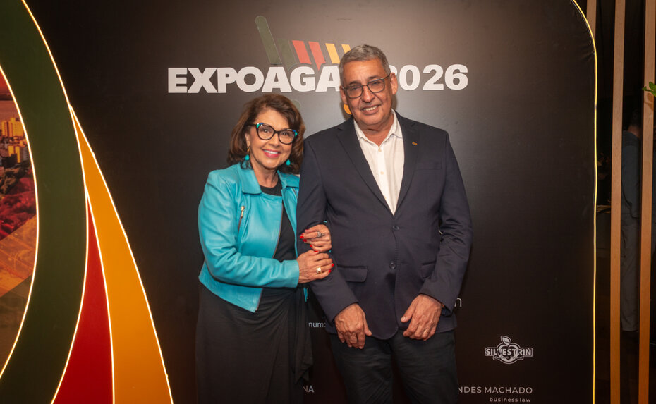 A comunicadora Magda Beatriz e o prefeito Sebastião Melo (Foto: Evandro Leal/Divulgação)